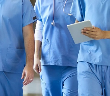 Borse di studio e formazione e sostegno a giovani medici